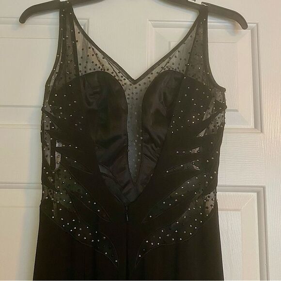 Sherri Hill Black Crystal Backless Holiday Formal Evening Gown Lined Size 4 - Picture 9 of 15